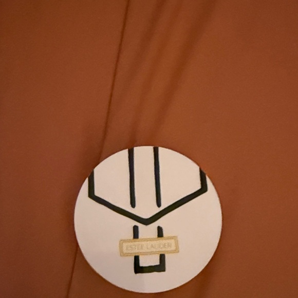 Estee Lauder White and Black Compact - Picture 1 of 3